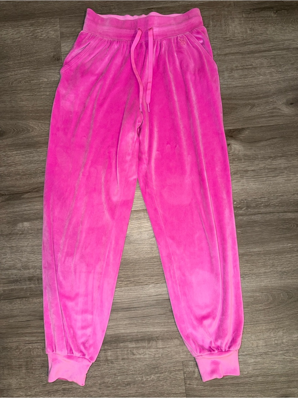💜Firm Price💜Victoria's Secret Bright Pink Tie-Waist velvet Joggers